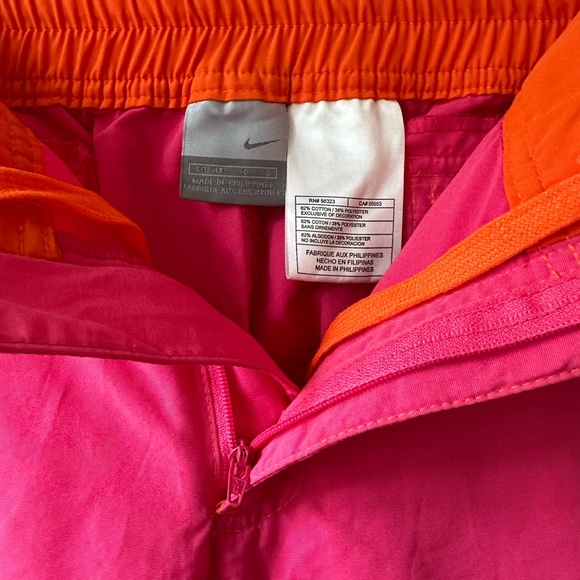 Nike capris pants, women’s L - Picture 2 of 5